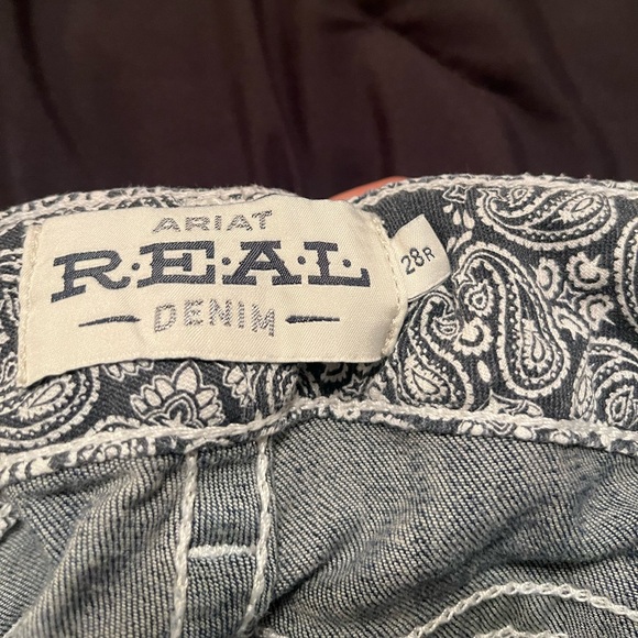 Ariat mid rise straight REAL denim jeans - Picture 5 of 5